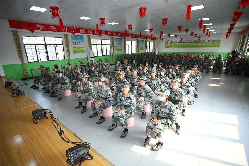 如何控制青少年网瘾?你